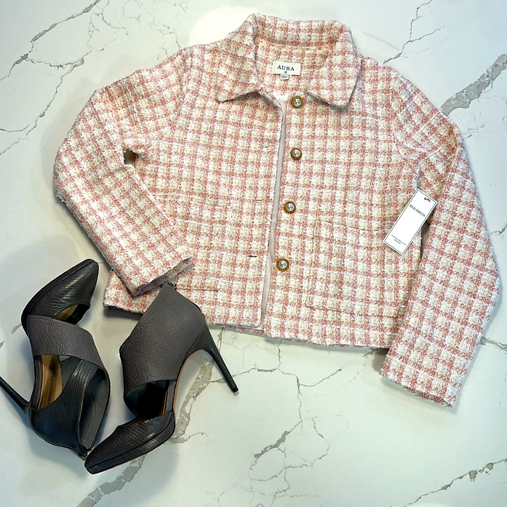 Aura NWT Pink Plaid and Pearl Cropped Blazer